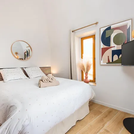 Vieux Chateau Ii - Agreable 2 Pieces - Vue - Vieille Apartmán *