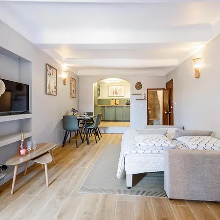 Apartmán Vieux Chateau Ii - Agreable 2 Pieces - Vue - Vieille *